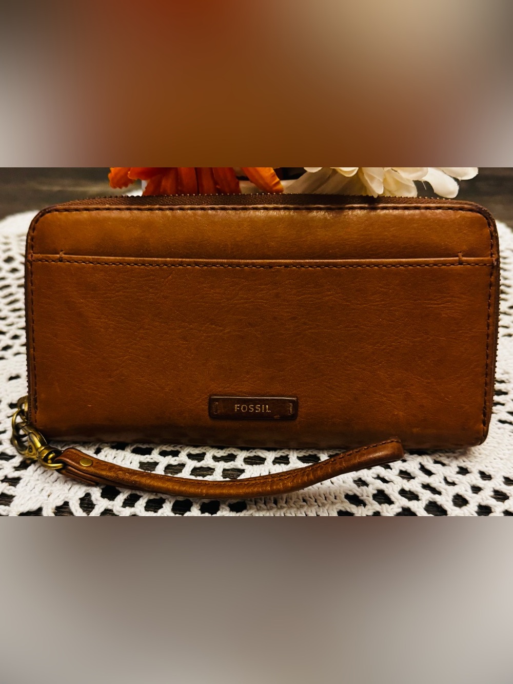 Fossil Julia Leather RFID Zip Around Clutch Wristlet Wallet Brown SWL1556 - Picture 2 of 15